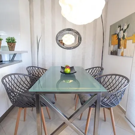 Luxury & Cozy Διαμέρισμα *